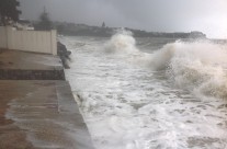 Milford Beach, King Tide 31.9.15