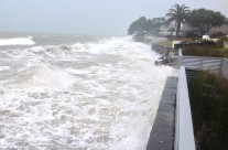 Milford Beach, King Tide 31.9.15
