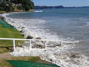 King Tide rises over the sea wall at Red Beach, 02 February 2014. Photo Raewyn Irwin 