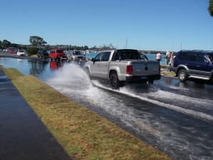 Flooding on The Parade in Bucklands Beach during the King Tide, 02 February 2014. Photo John Spiller